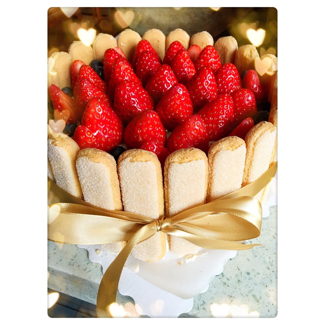 圣诞限定夏洛特裸蛋糕