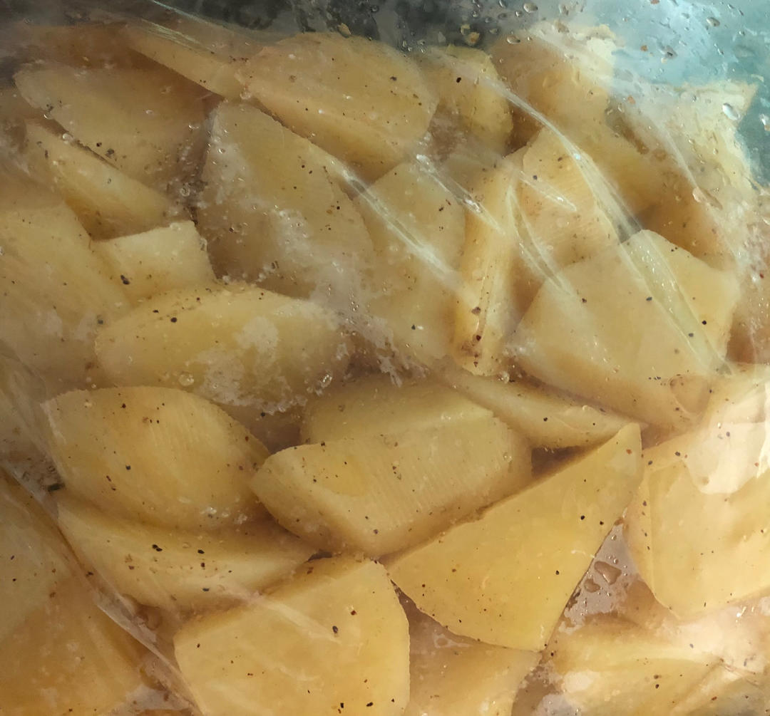 不用油也能炸出香脆好吃的薯条（空气炸锅版）