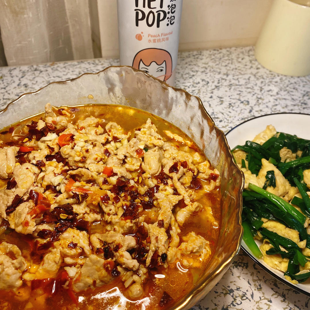 厨师长教你：“水煮肉片”的正宗做法，这味道真的很四川