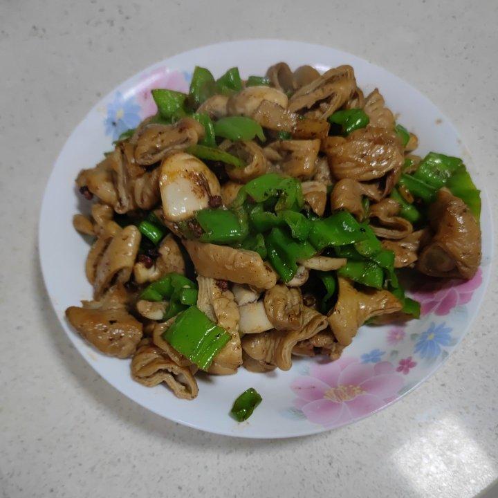 青椒炒肥肠
