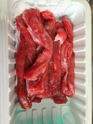 香辣下饭：青尖椒炒牛里脊肉的做法 步骤2