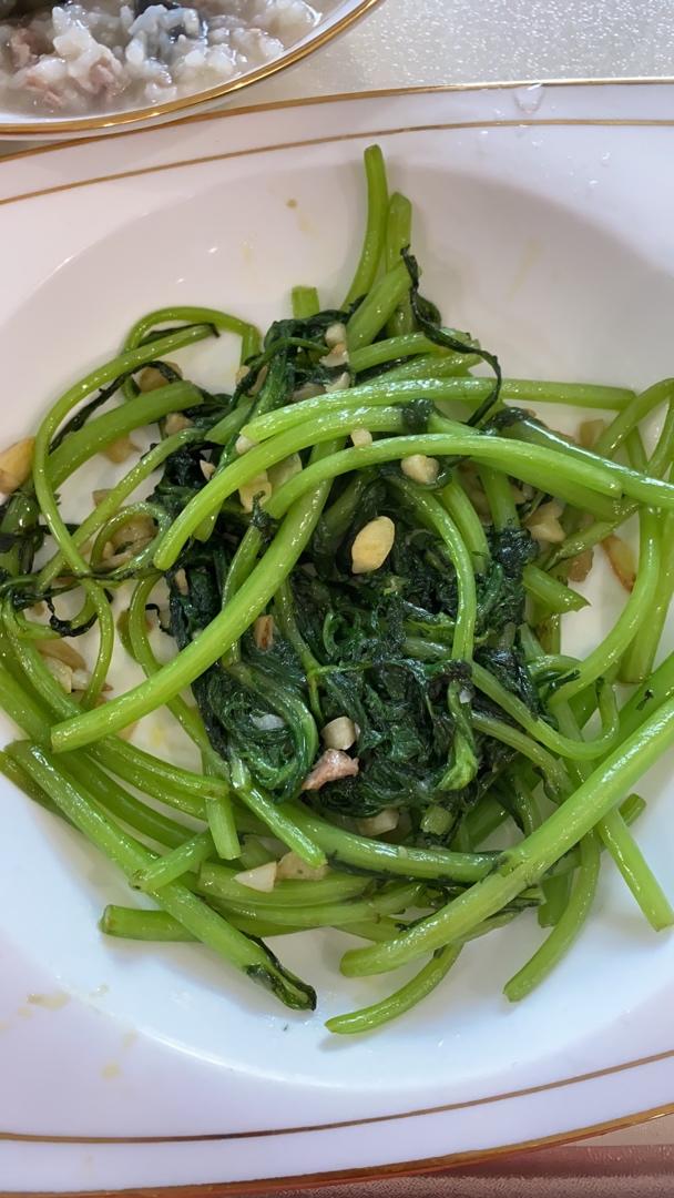 清炒茼蒿