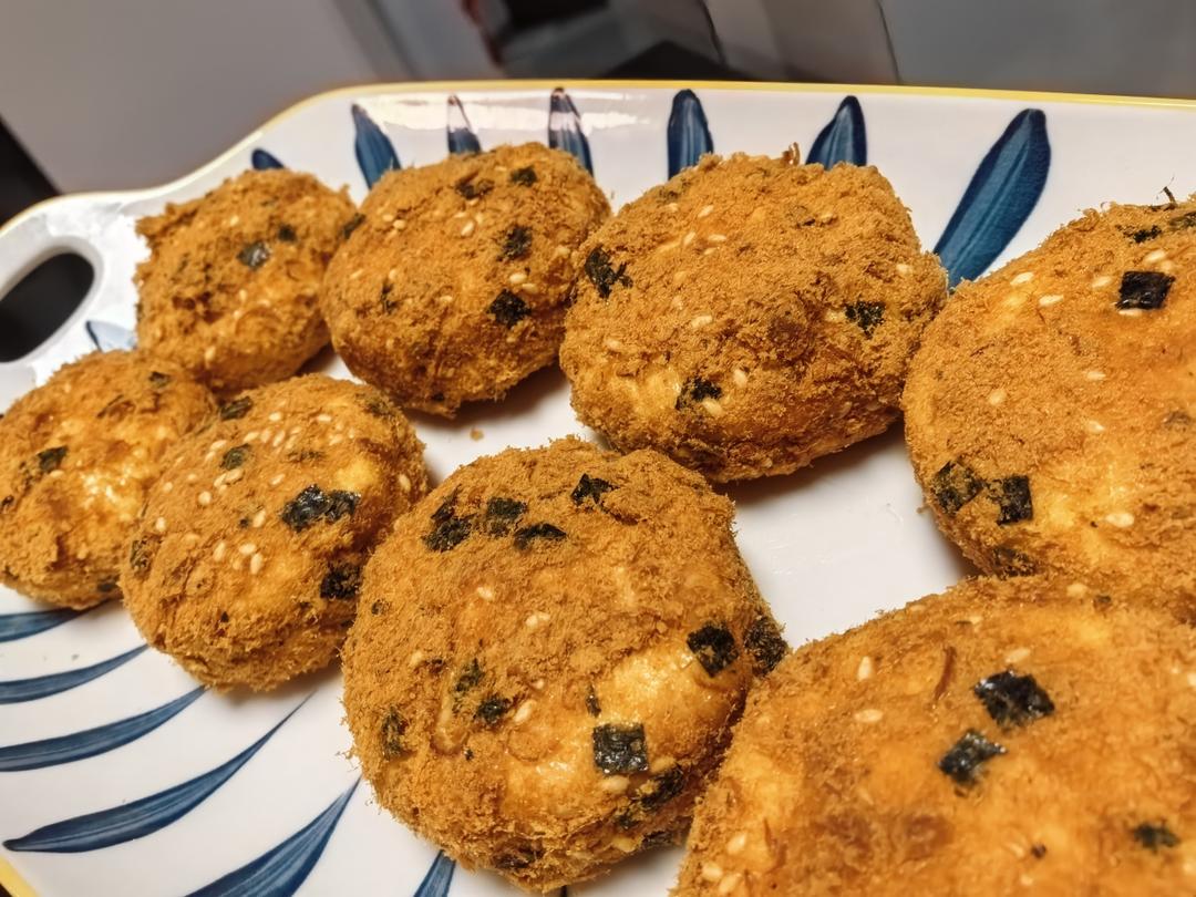 《Tinrry+》海苔肉松小贝