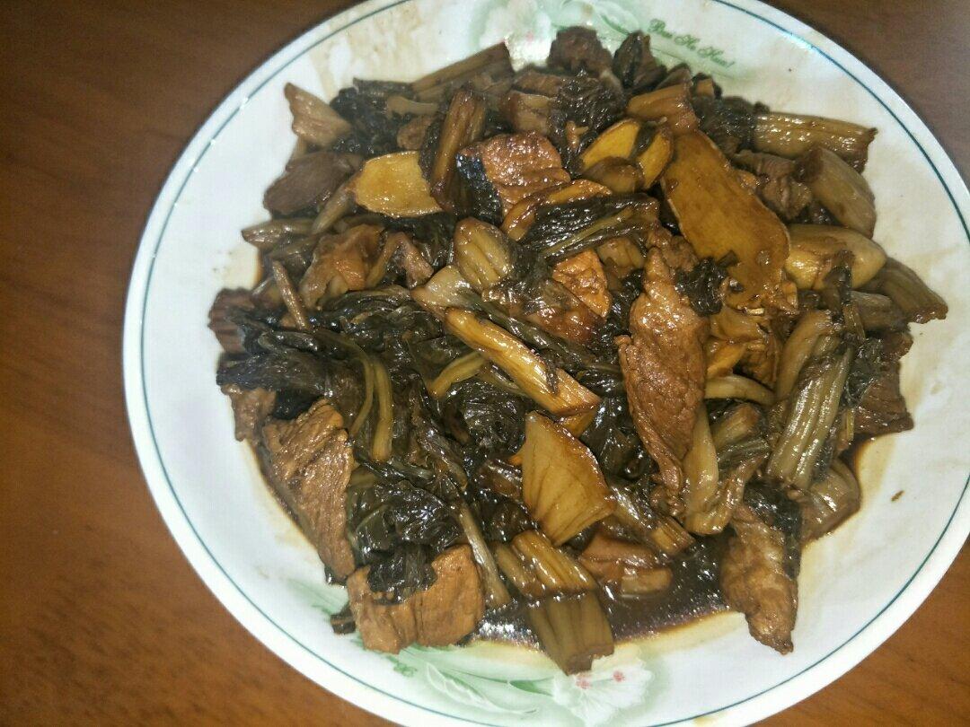 梅菜焖猪肉
