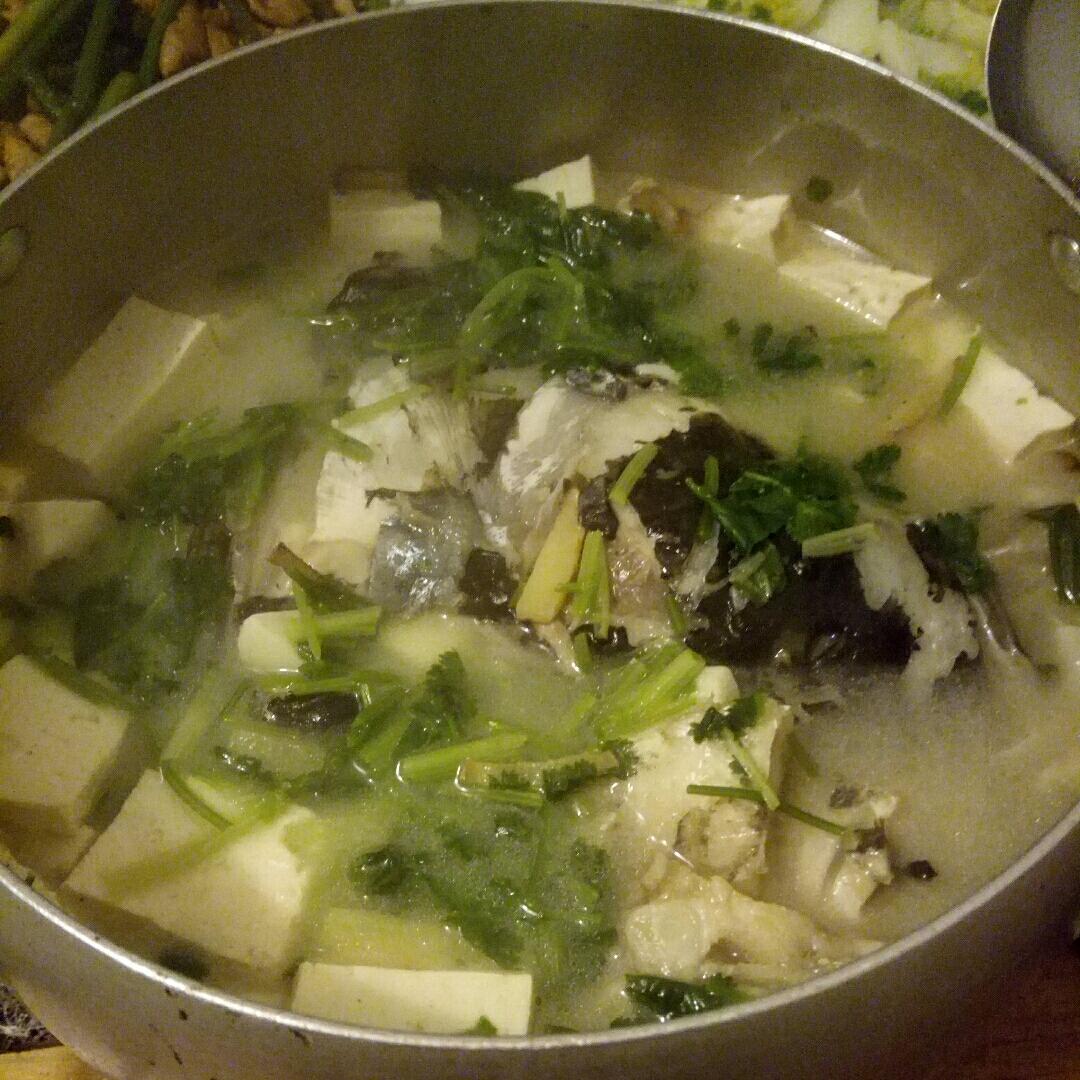 鱼头豆腐汤