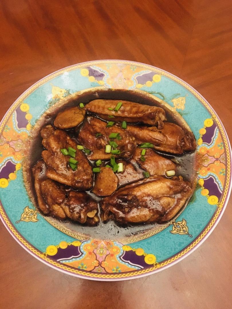 外婆教我的红烧鸡翅·连汤汁都狠好吃！！！