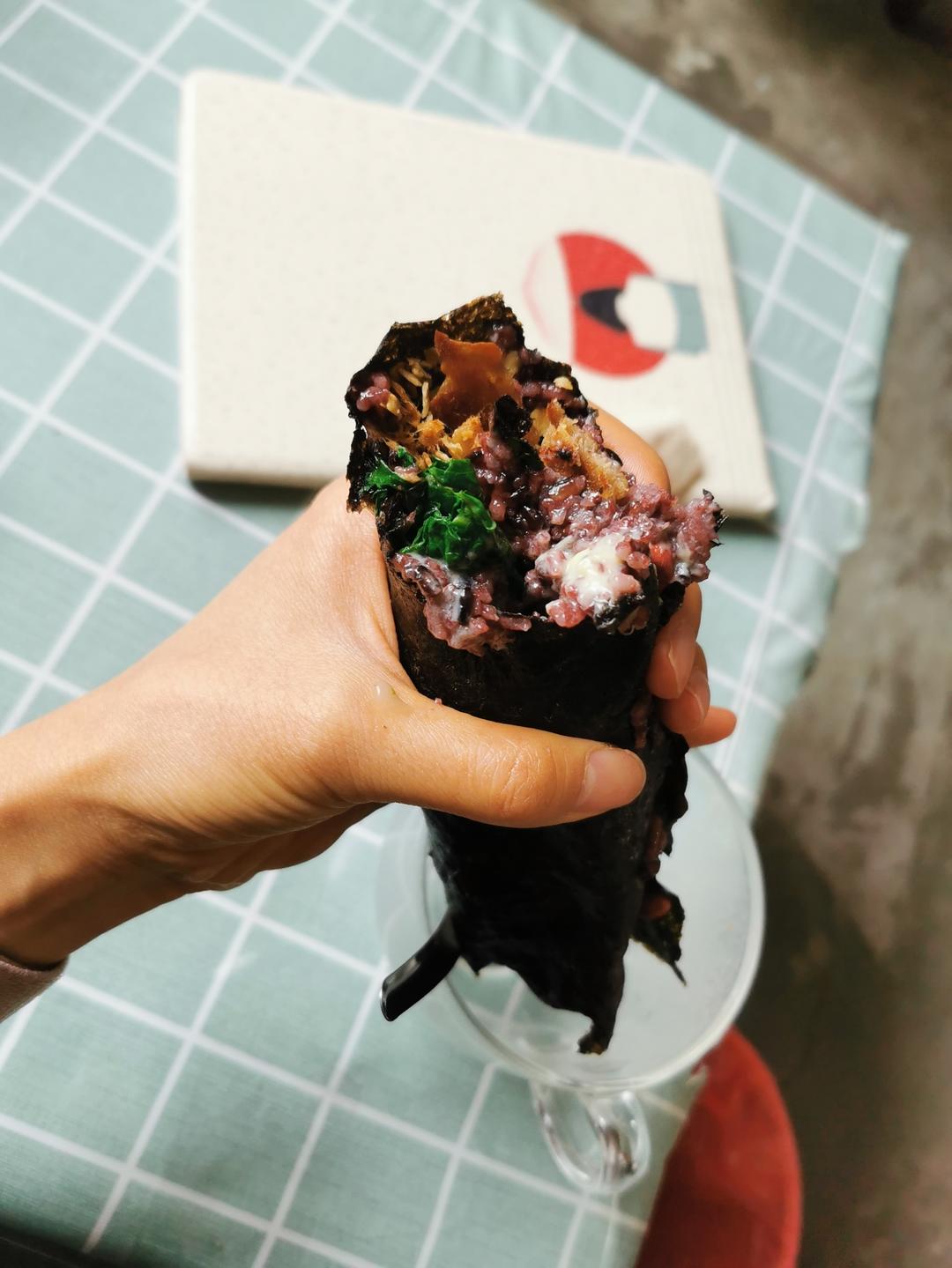 好吃🉐️感动😹的【紫米饭团】，看图秒会❗️