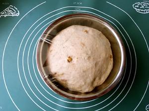 麦香核桃面包的做法 步骤10