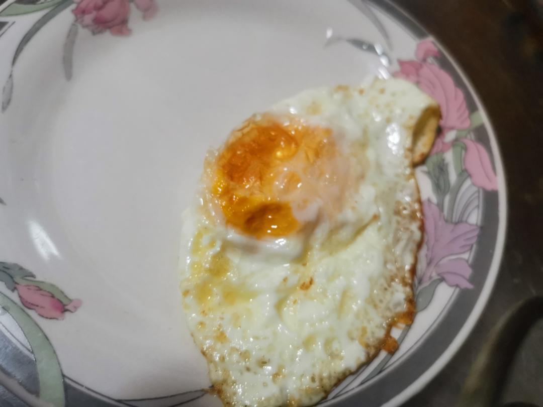 煎鸡蛋不粘锅的秘诀