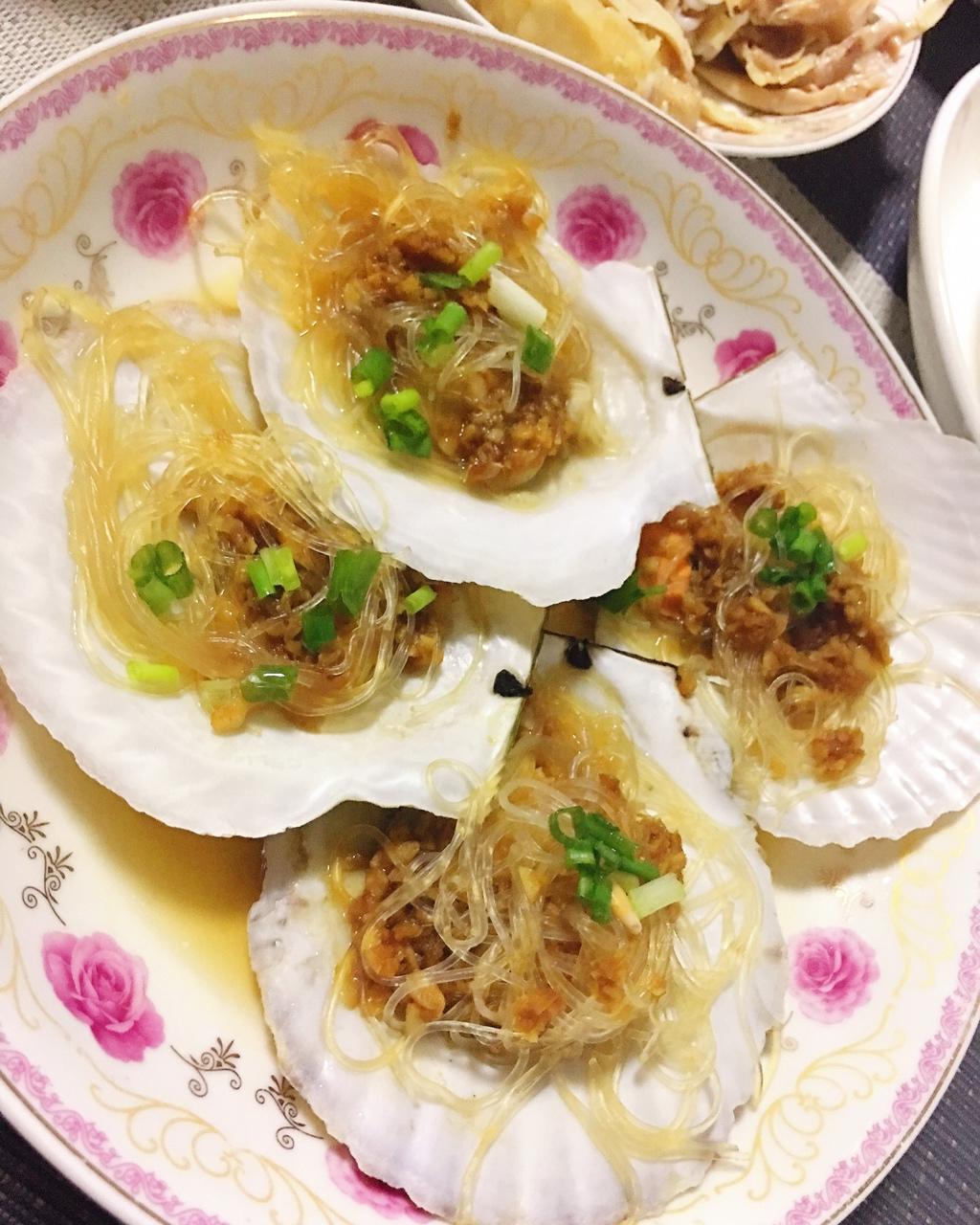 蒜蓉粉丝蒸扇贝