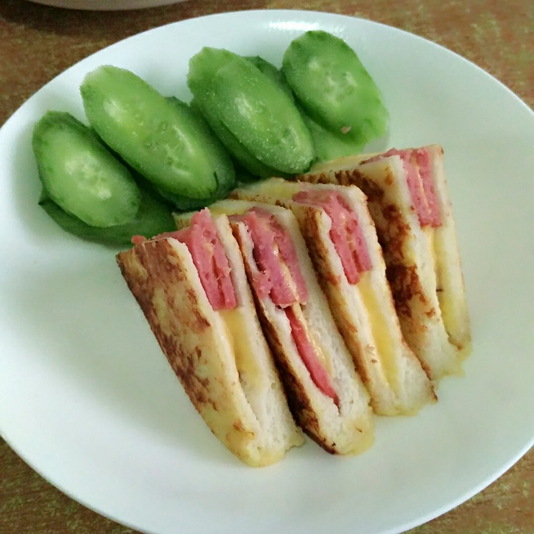 十分钟快手早餐【港式火腿西多士】