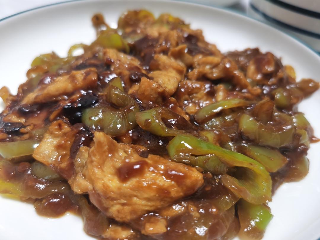 超级下饭的虎皮青椒炒鸡蛋！三碗饭都不够