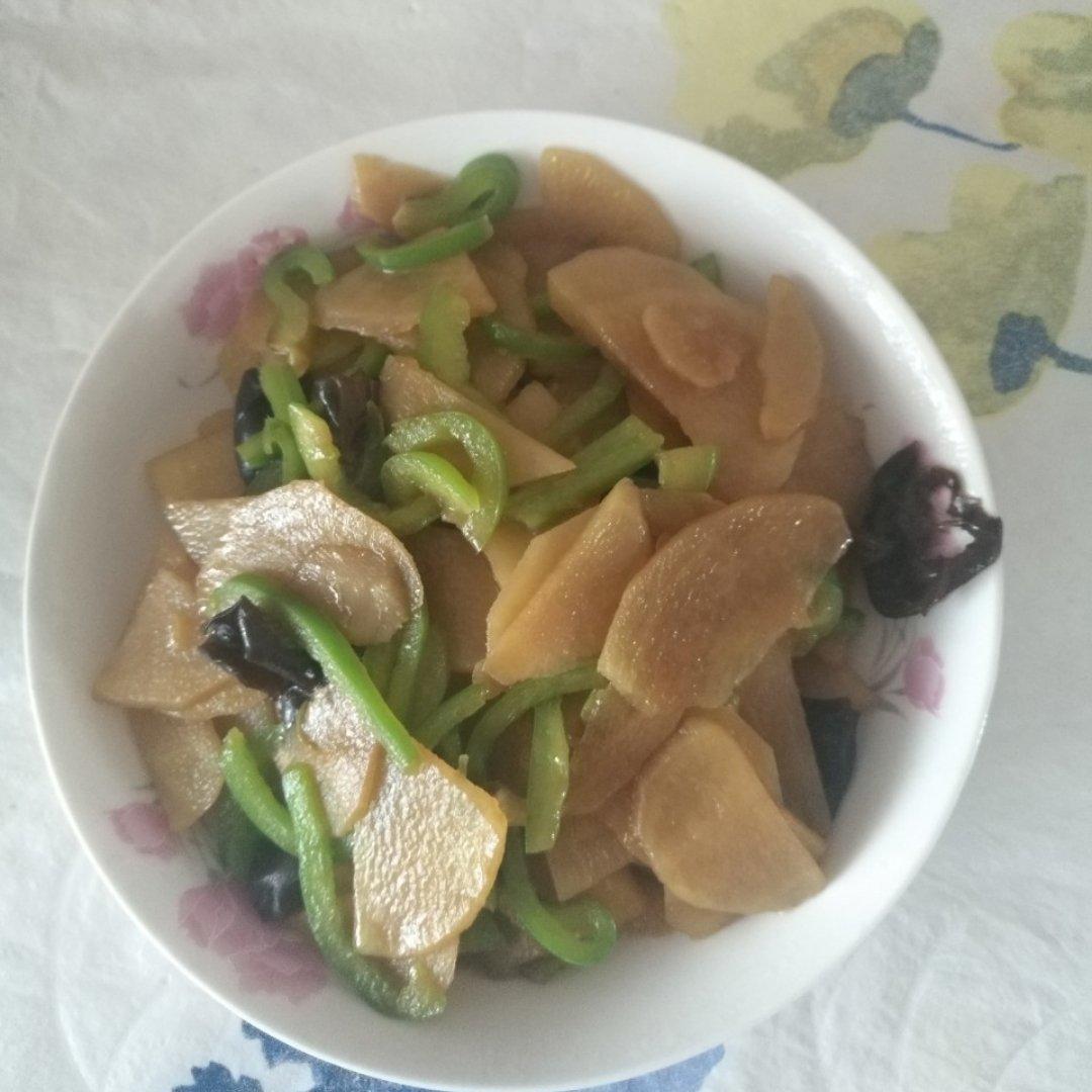土豆片炒青椒（懒人清淡版）