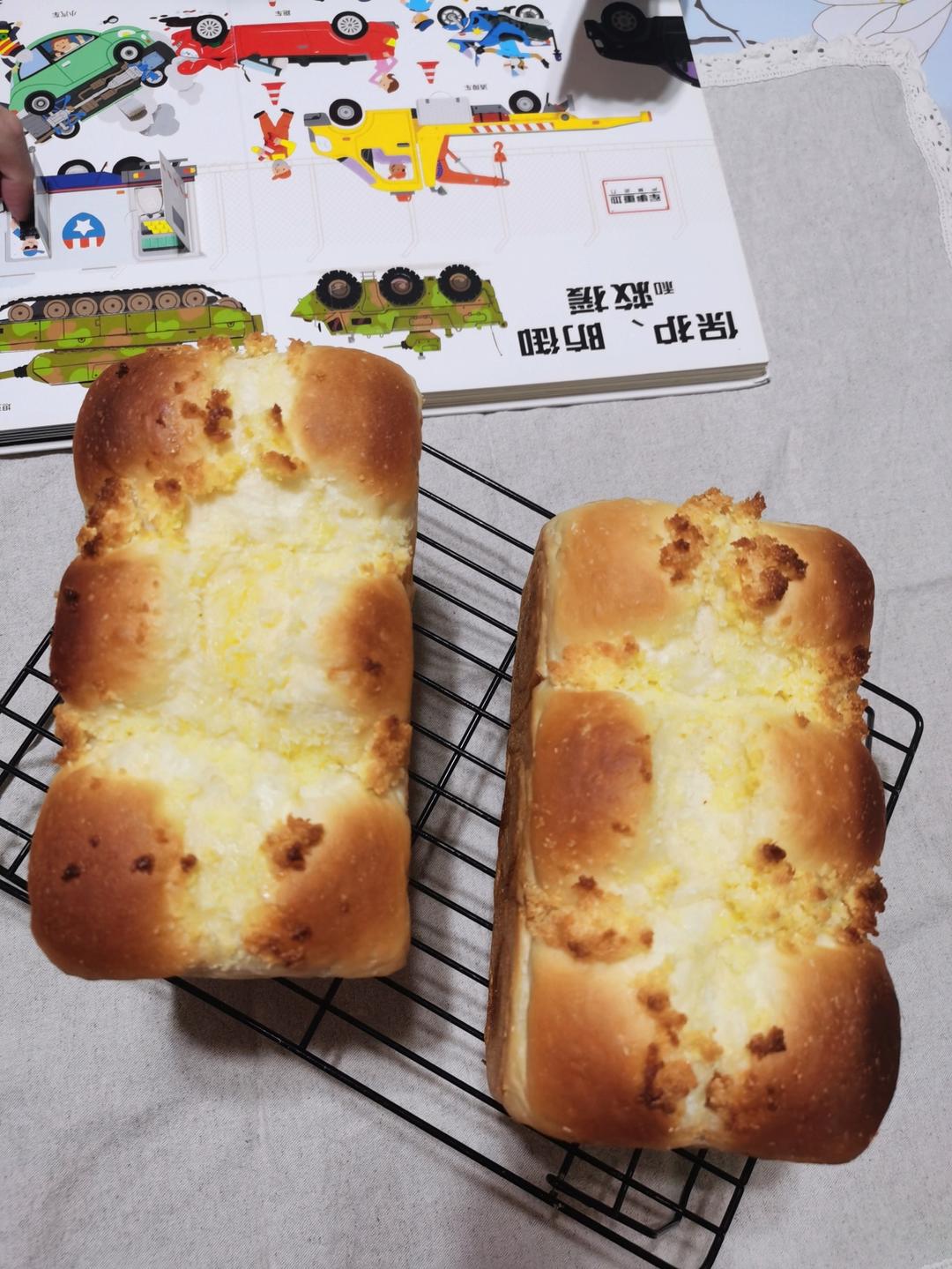 顶级黄金椰蓉吐司