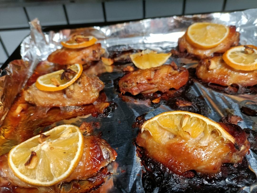 好吃到舔手指的🍋柠檬蒜香烤鸡翅-「家庭版」