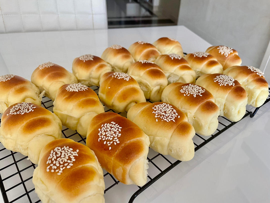 牛奶面包卷🥐（超软超拉丝）一次发酵