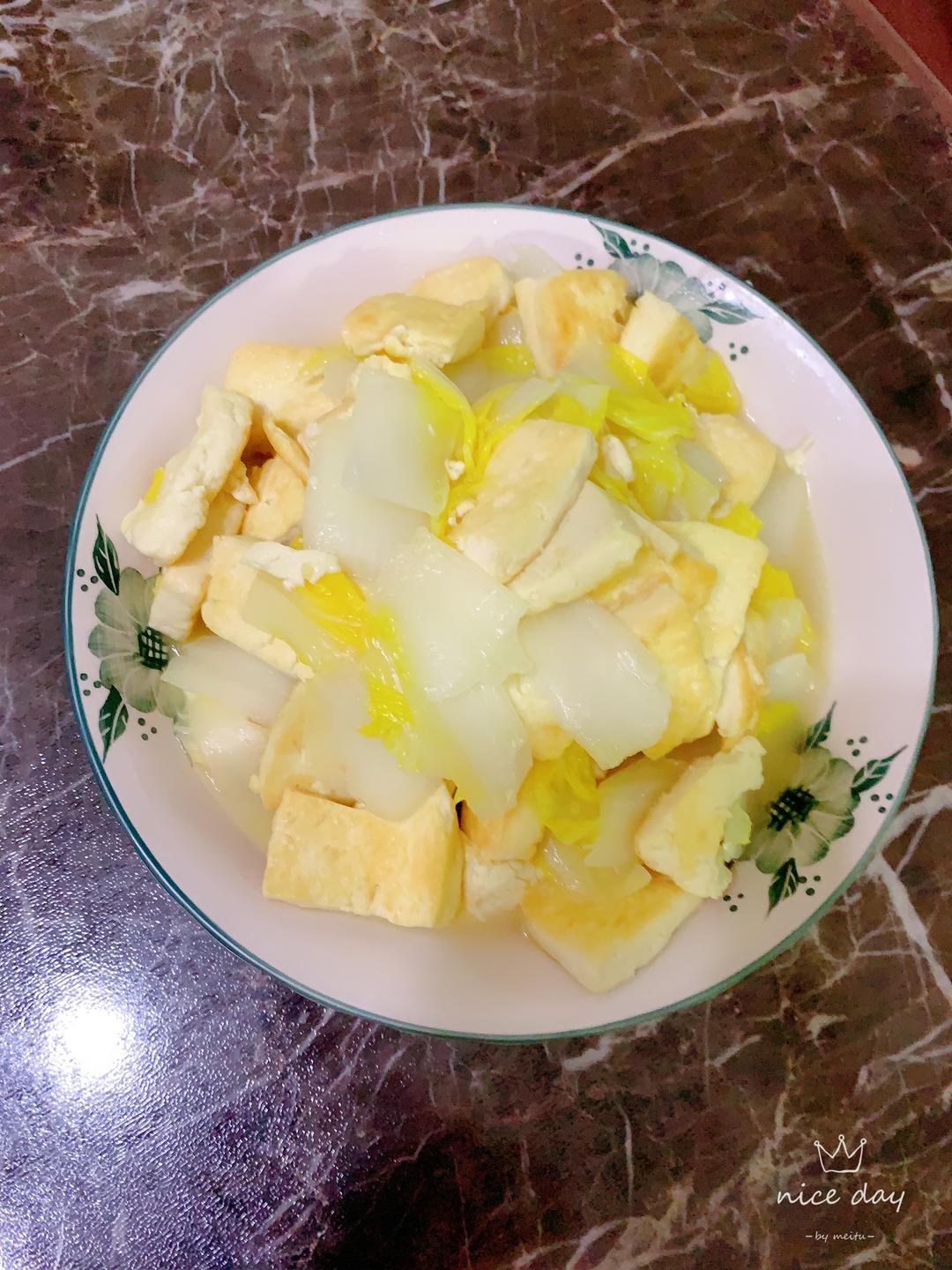 鸡汁豆腐白菜的做法