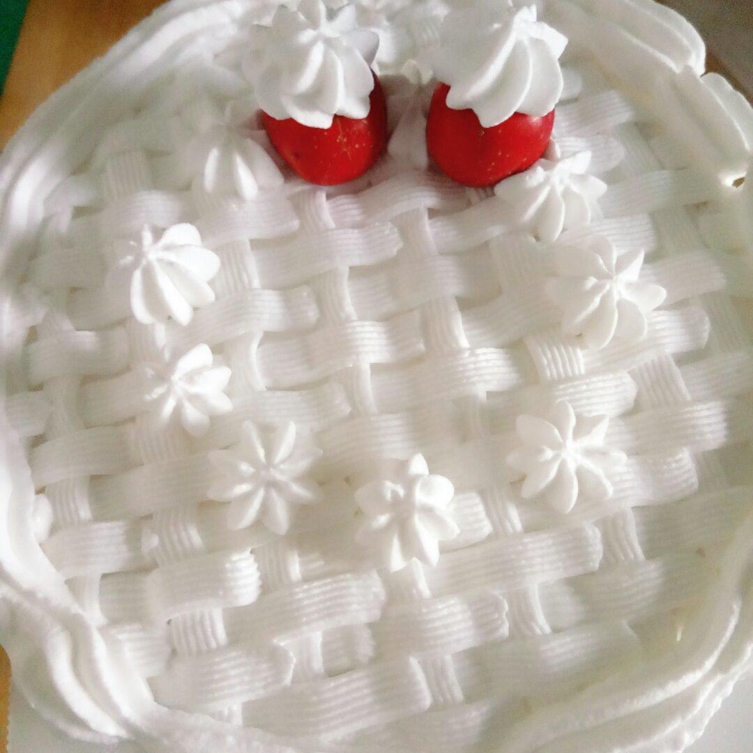 纯白花盒蛋糕