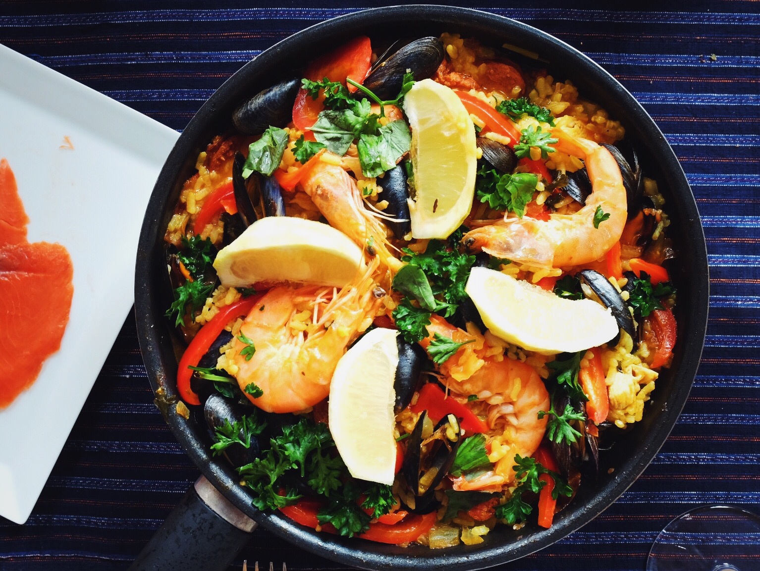 西班牙海鲜饭paella(2-3人份)的做法