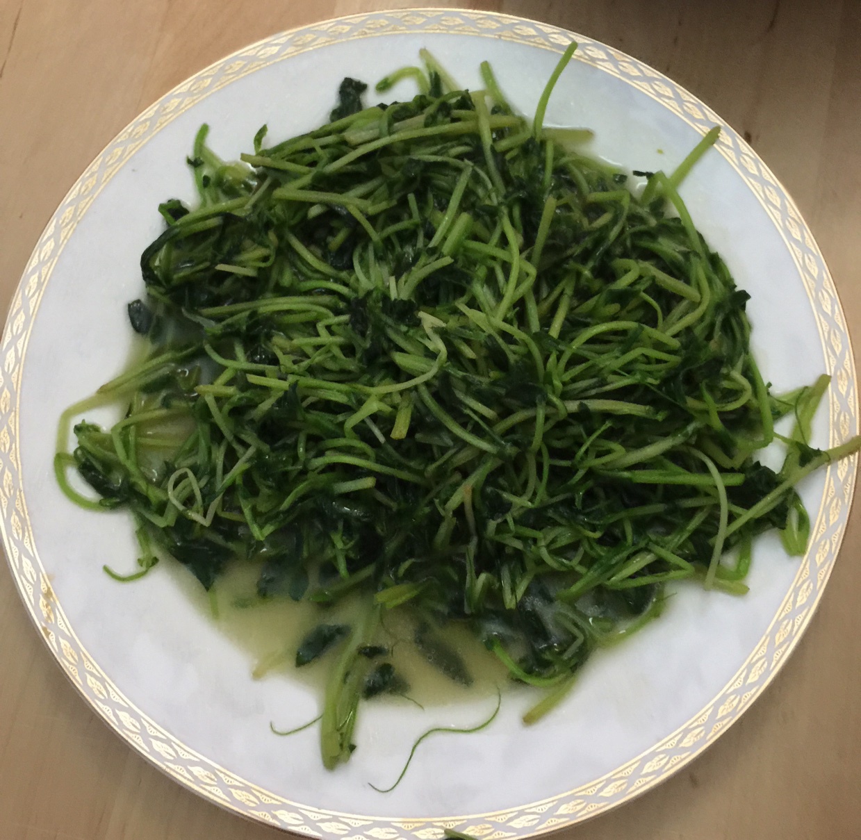 清炒豆苗