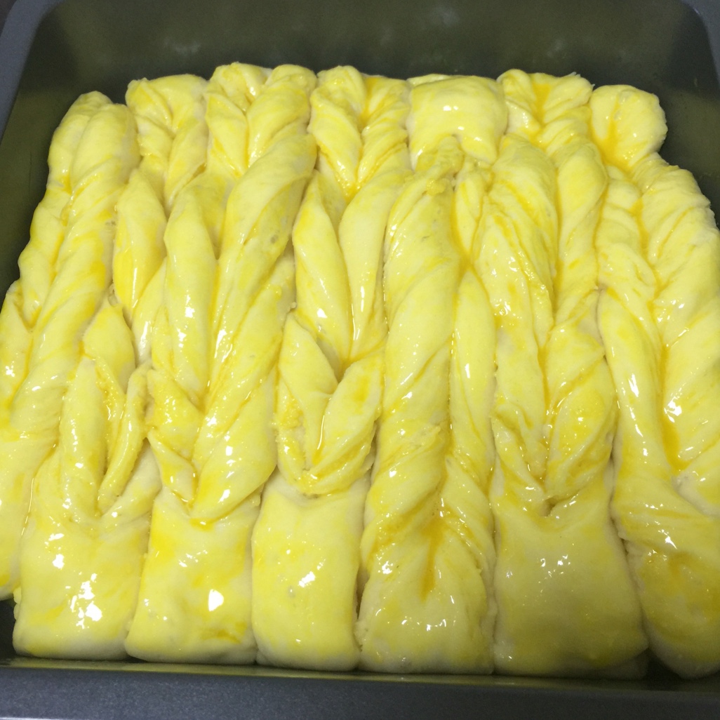 杏仁奶油软排包