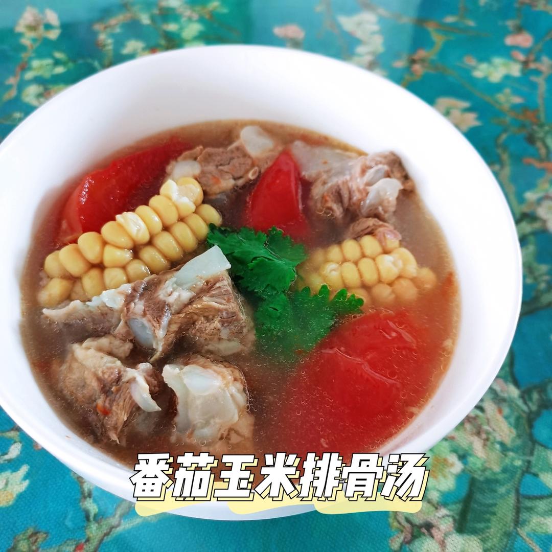 免开火！营养又美味的一餐｜番茄玉米排骨汤&香酥鸡肉饼