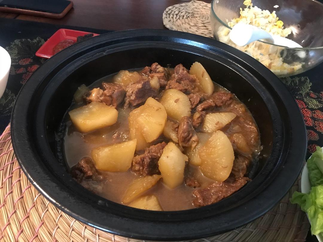 红烧土豆牛腩