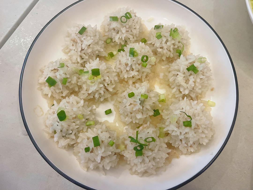蒸糯米肉丸子