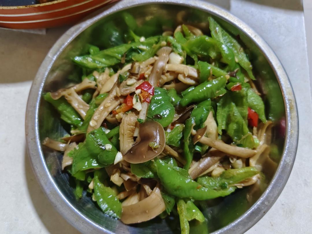 清炒鹿茸菇