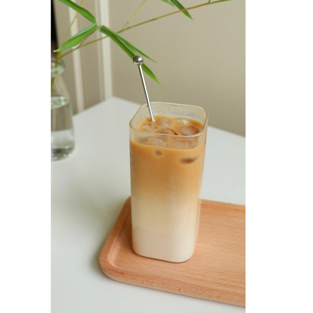 海盐冰茶拿铁☕️好喝加倍的搭配！