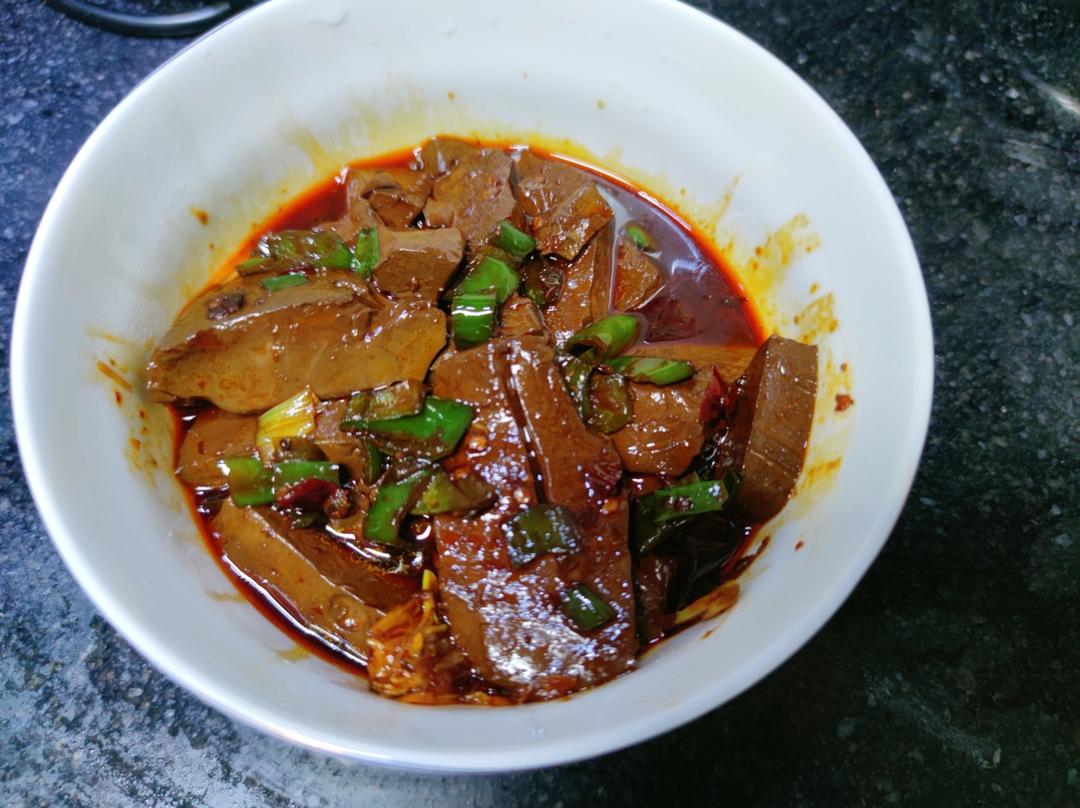 麻辣鸭血