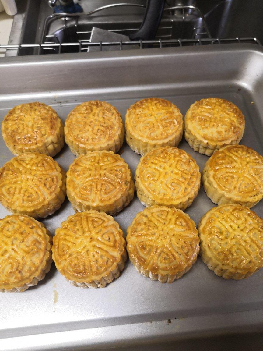 蛋糕皮月饼
