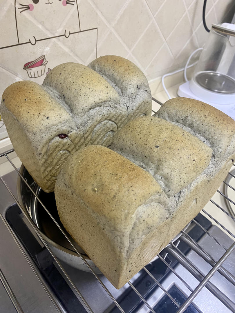 超级香的黑芝麻吐司🍞