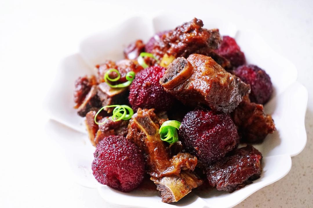 红烧板栗排骨