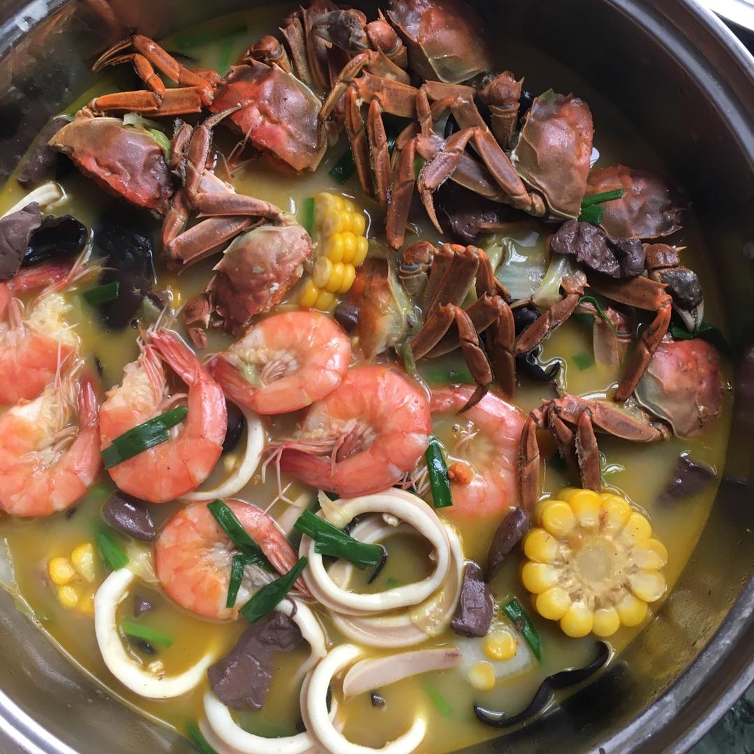 手机用户6292_5ao7做的咖喱海鲜锅