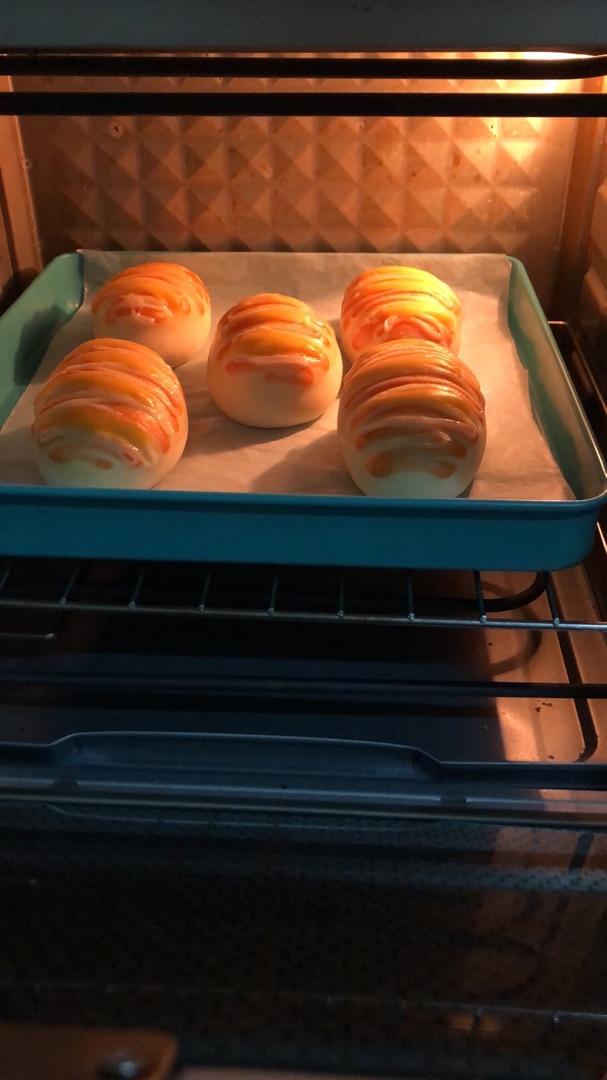 肠仔包～Q软Q软香肠面包