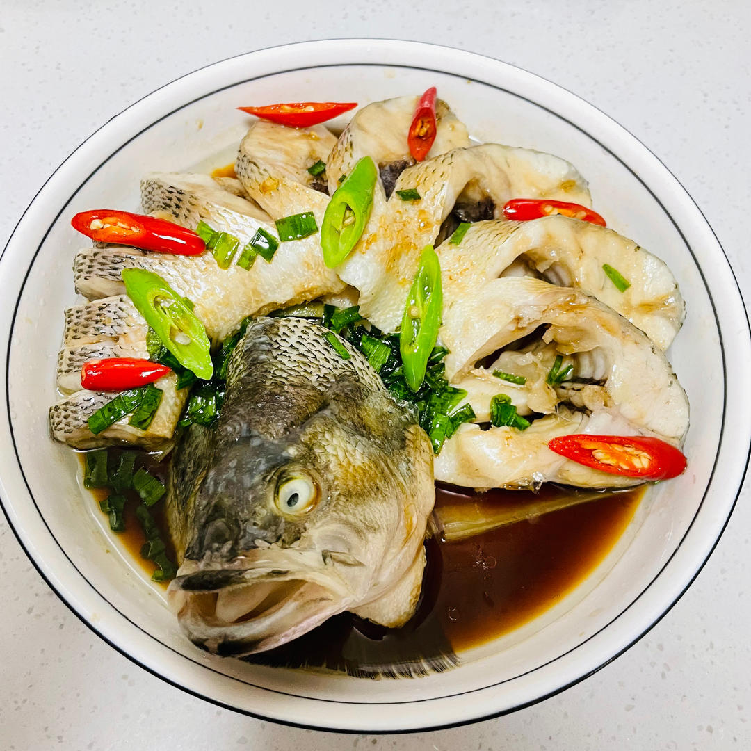 年夜饭系列之孔雀开屏清蒸鲈鱼