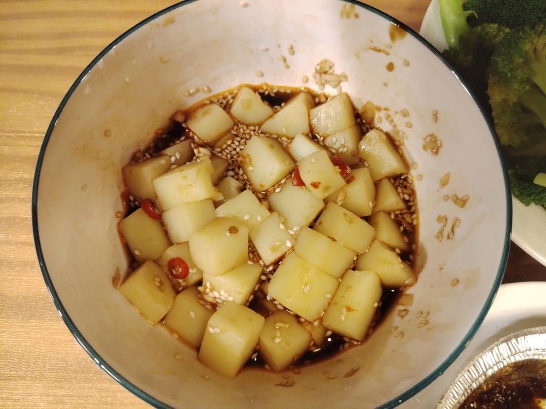 凉拌米豆腐