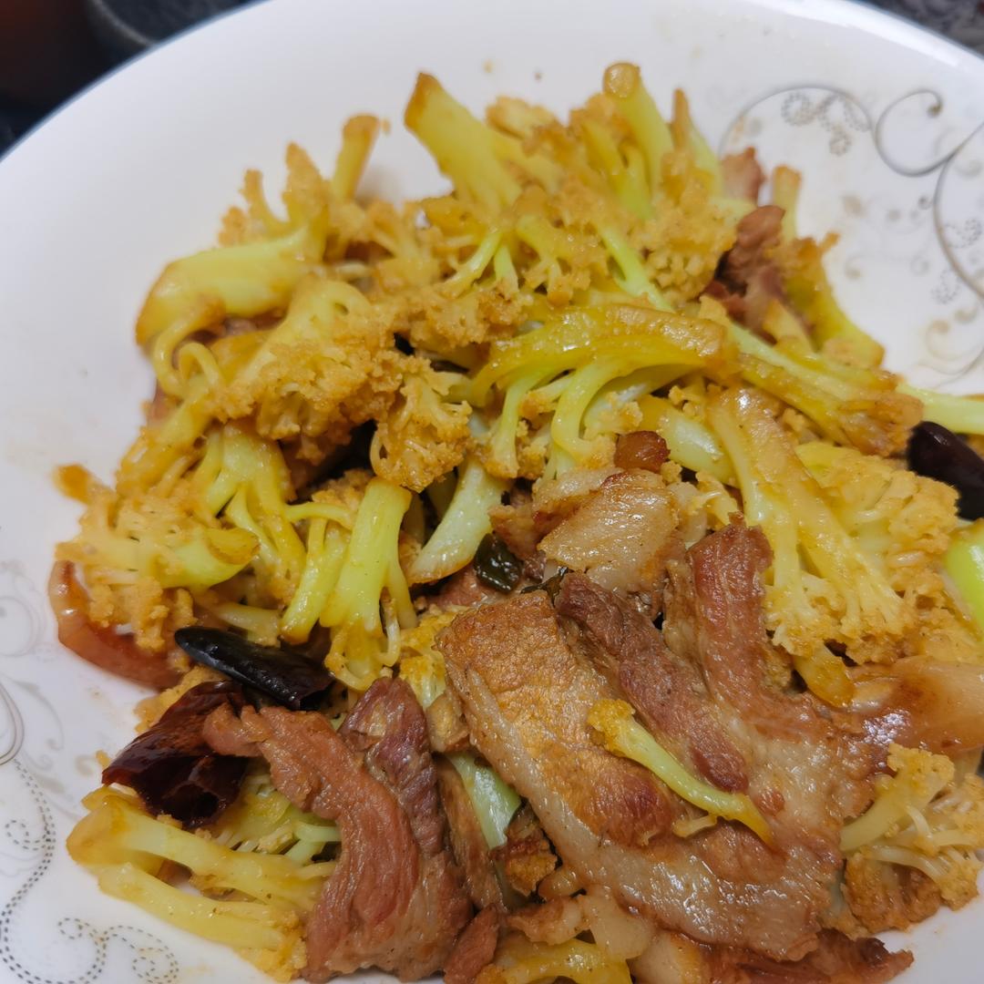 干煸菜花（花菜炒肉）