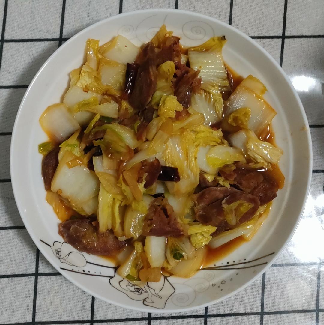 白菜炒腊肠