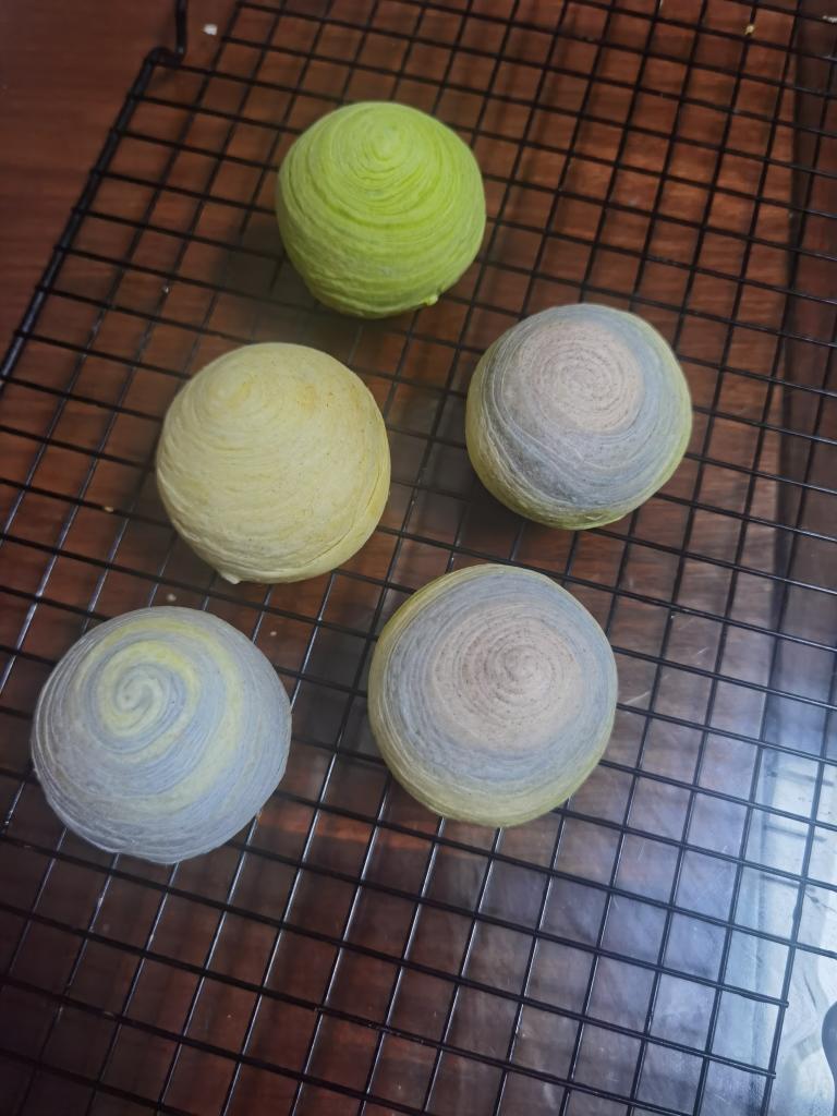 彩色蛋黄酥的做法