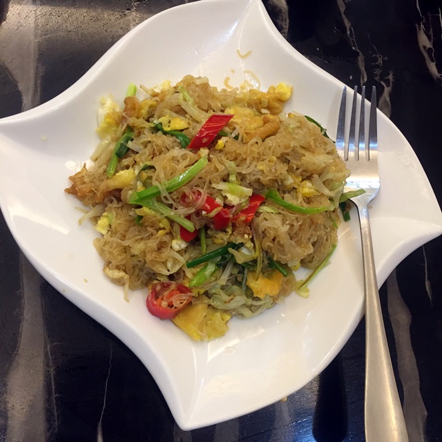 卷心菜炒粉丝 Glass noodles with Cabbage