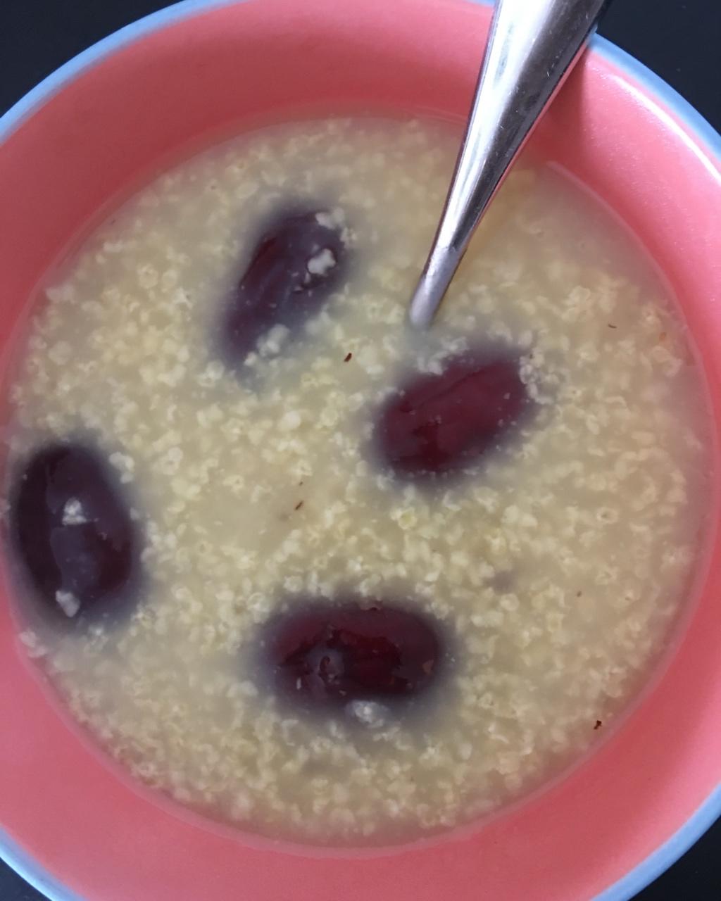 红枣小米粥