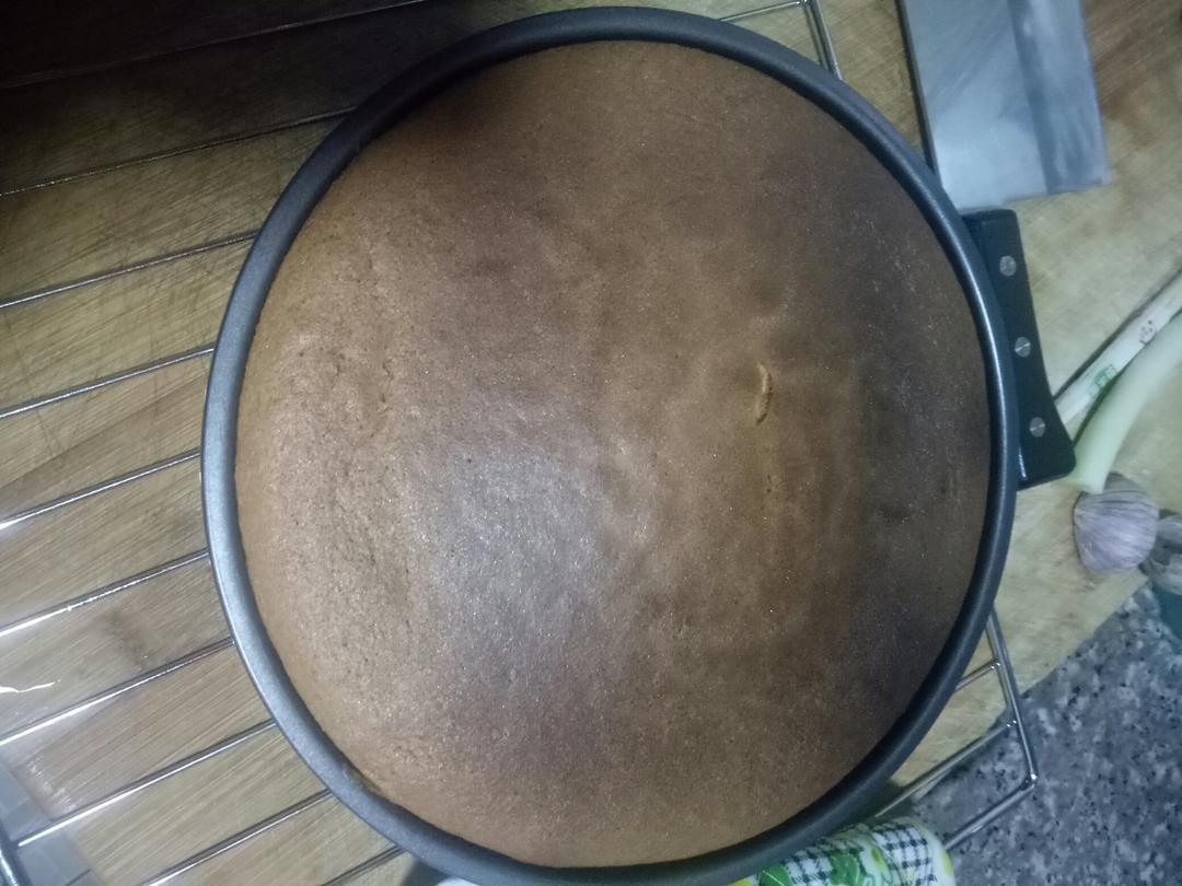 烤箱做蛋糕（戚风蛋糕的做法）