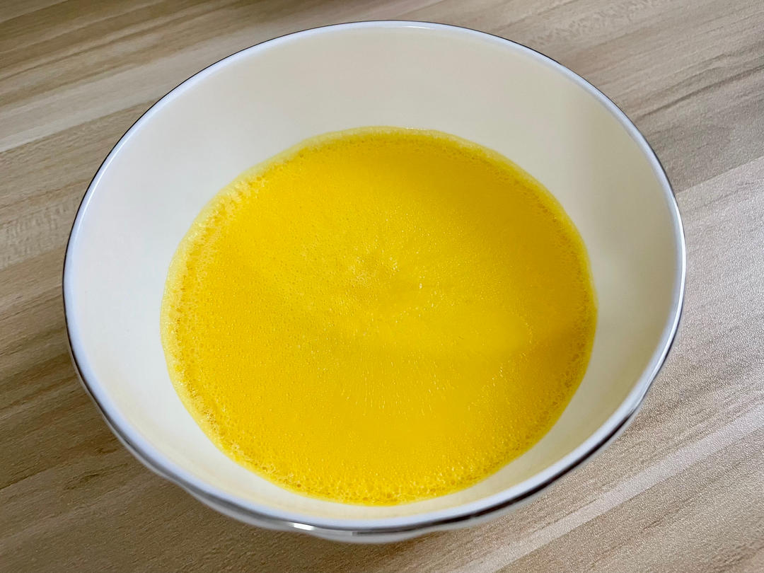 蒸鸡蛋羹（超简单零失败）