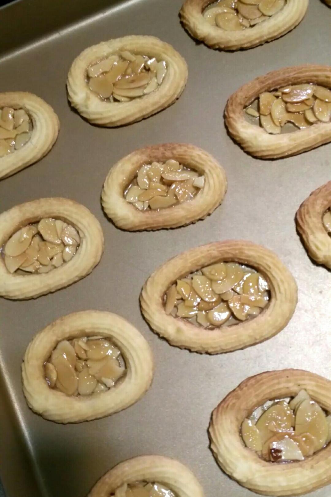 香香脆脆的——罗马盾牌饼干（视频菜谱）
