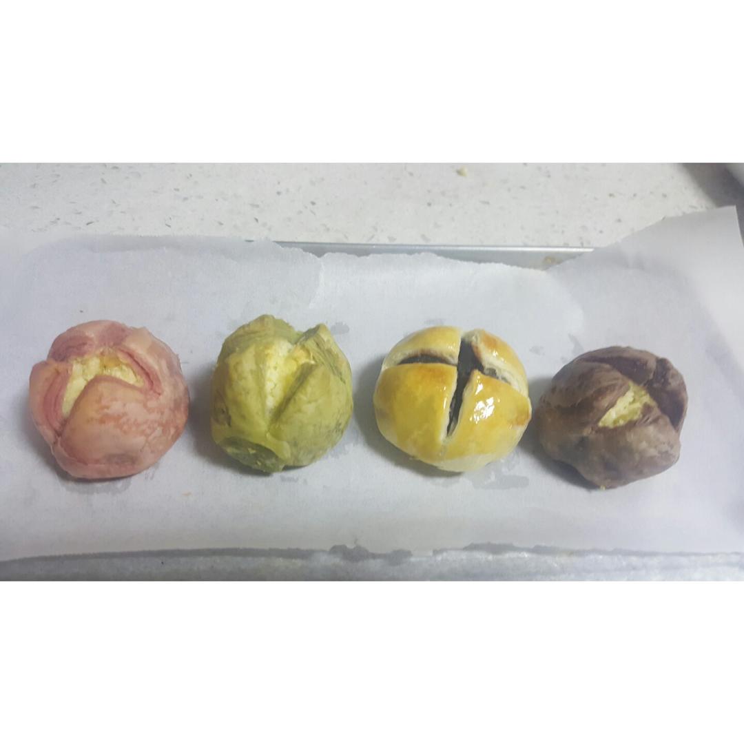 花开富贵之四种口味的椰蓉开口酥