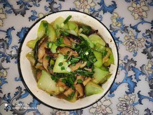 香菇炒小白菜的做法 步骤1