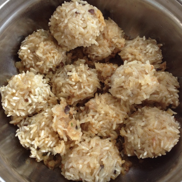 880217做的糯米肉圆子