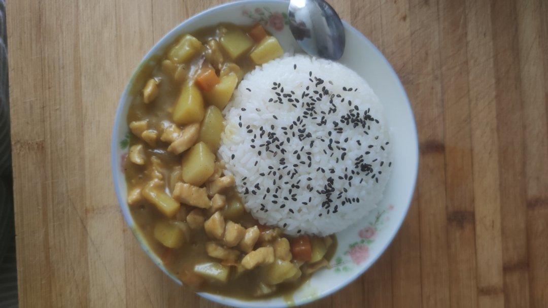 零失败日式咖喱鸡肉饭！！最正宗日本家庭做法！简单又好吃！